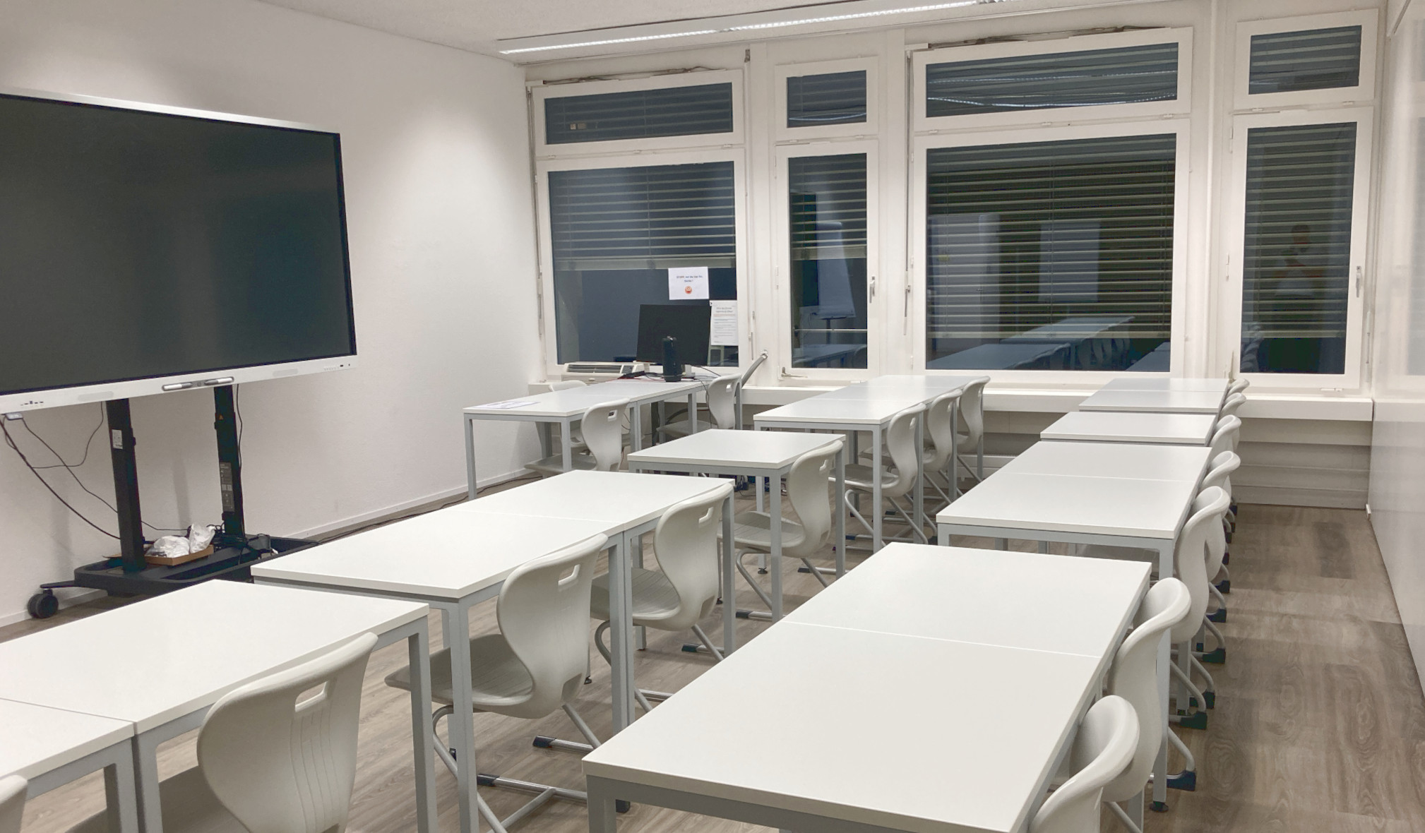 Seminarraum 10A Josefstrasse bis zu 17 Personen